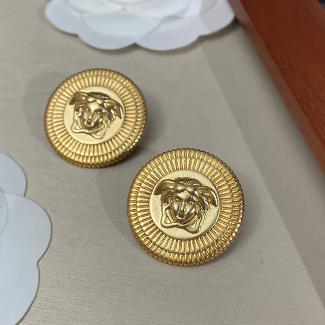Gold-Tone Medusa Head Sunburst Brooches 5