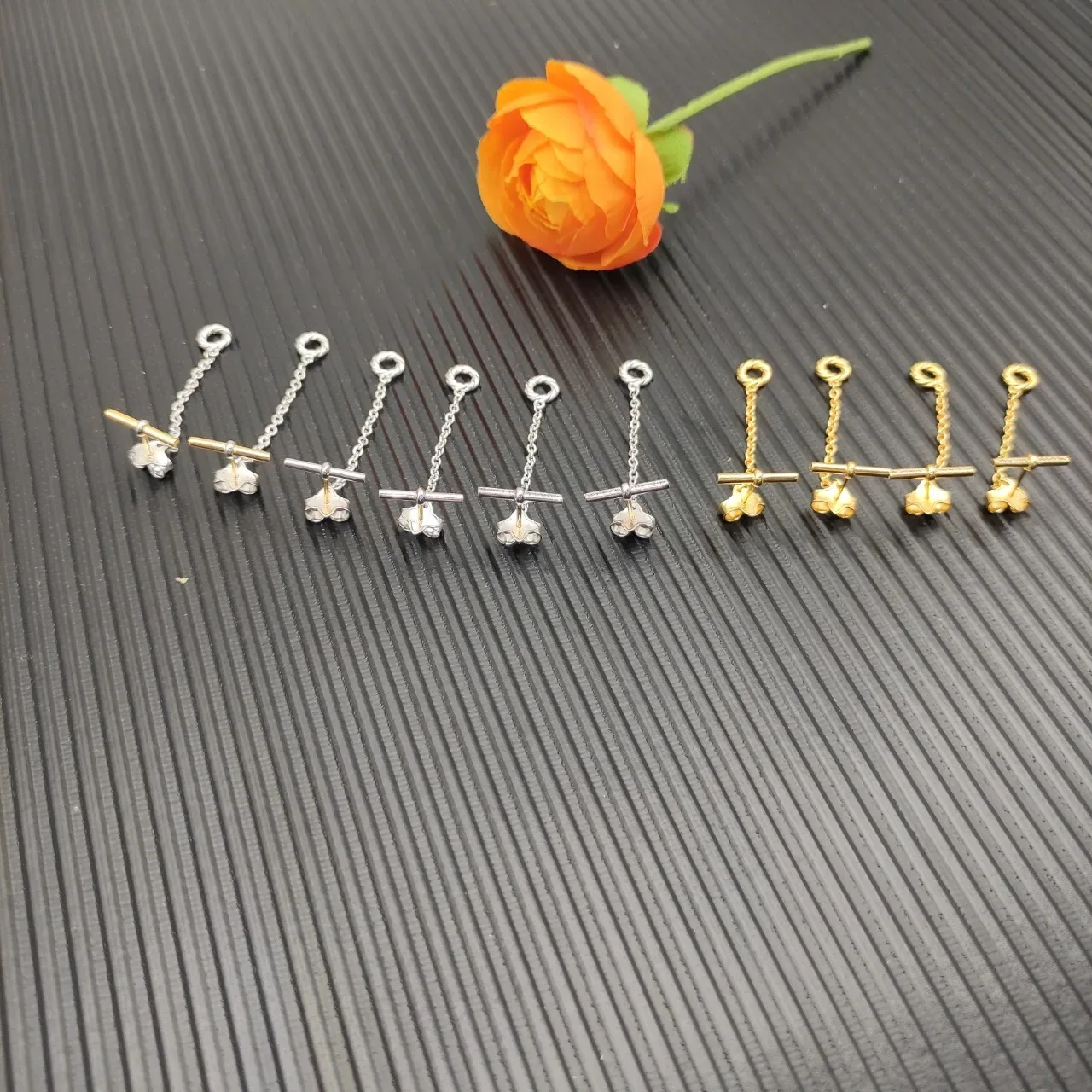 Gold-Tone Toggle Knot Chain Dangling Earrings 3