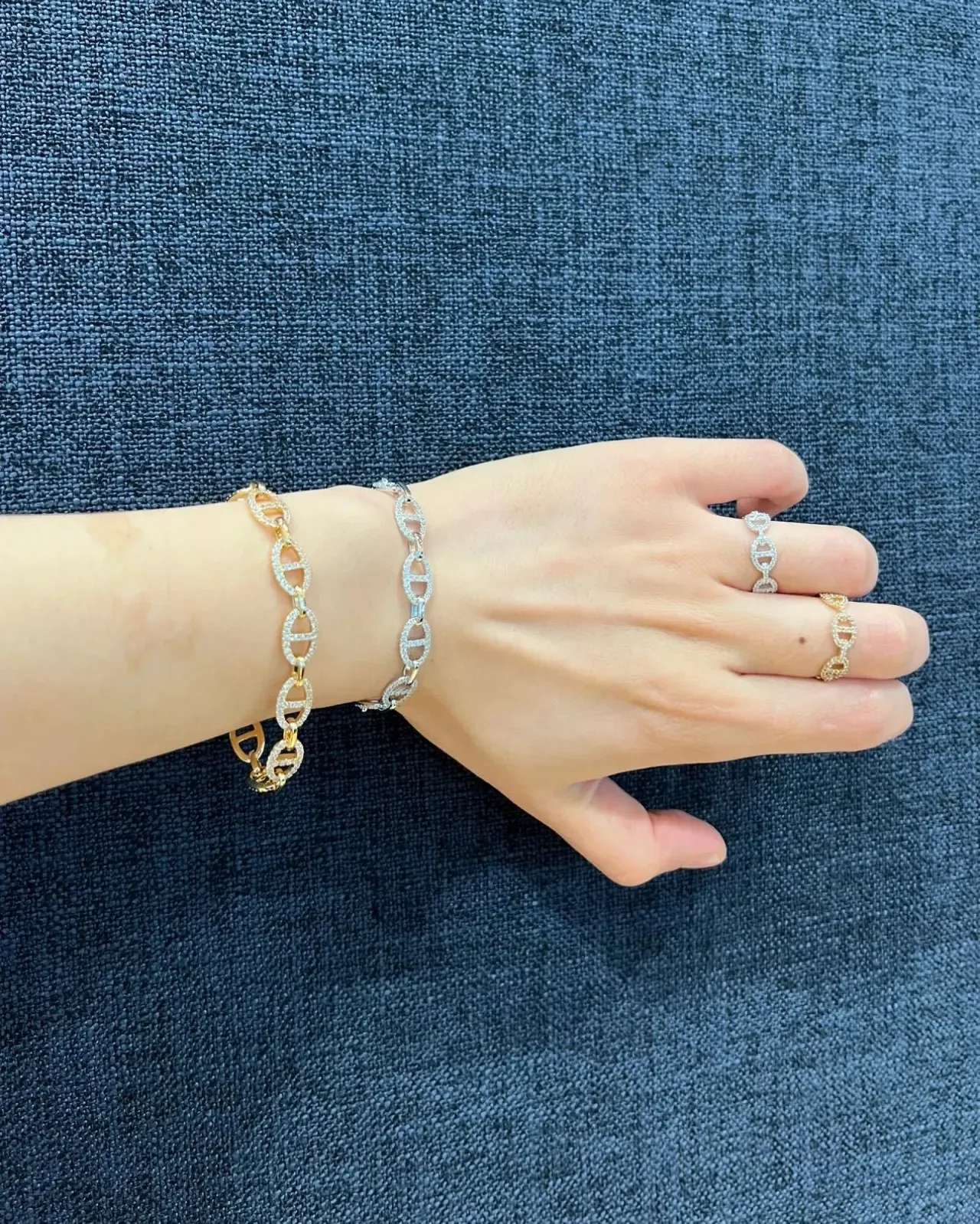 Gold-Toned Oval-Link Chain Bracelet 2