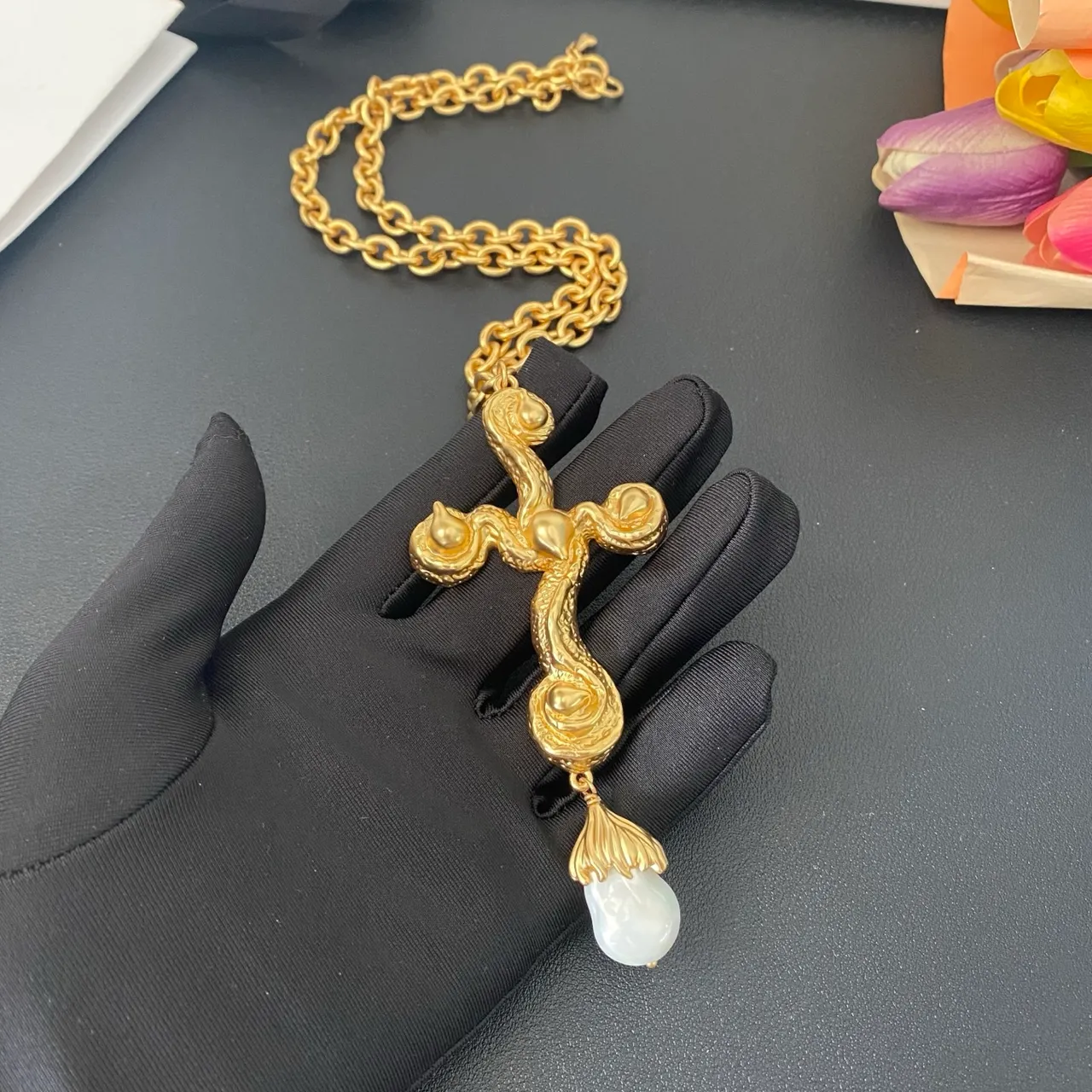 Gold White Curb Chain Ornate Cross Pendant Necklace 7