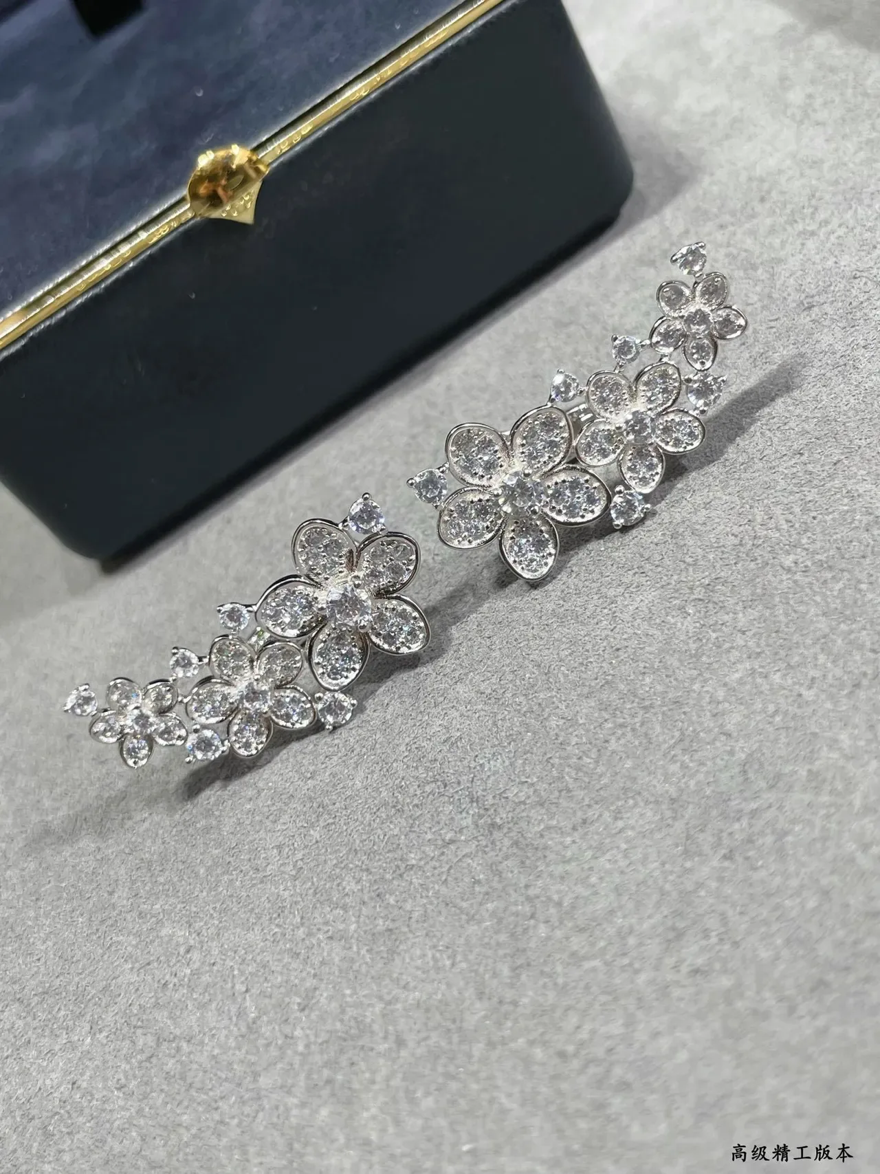 Graff Floral Cluster Pavé Diamond Earrings 7