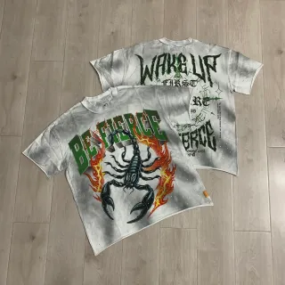 T-shirt oversize imprimé graphique, lavage tie-dye orné de glitter