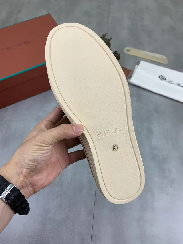 绿色米色麂皮鞋面杯底帆布鞋 2