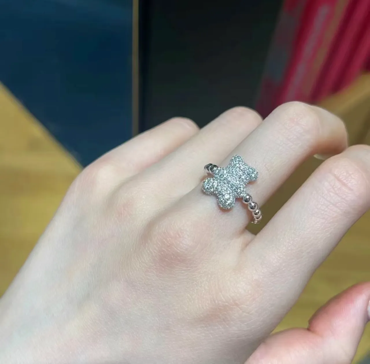 Anneau de shank avec motif étoile Pavé vert et perles 6