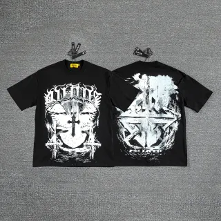 Camiseta oversized negra con estampado gráfico GUAPI