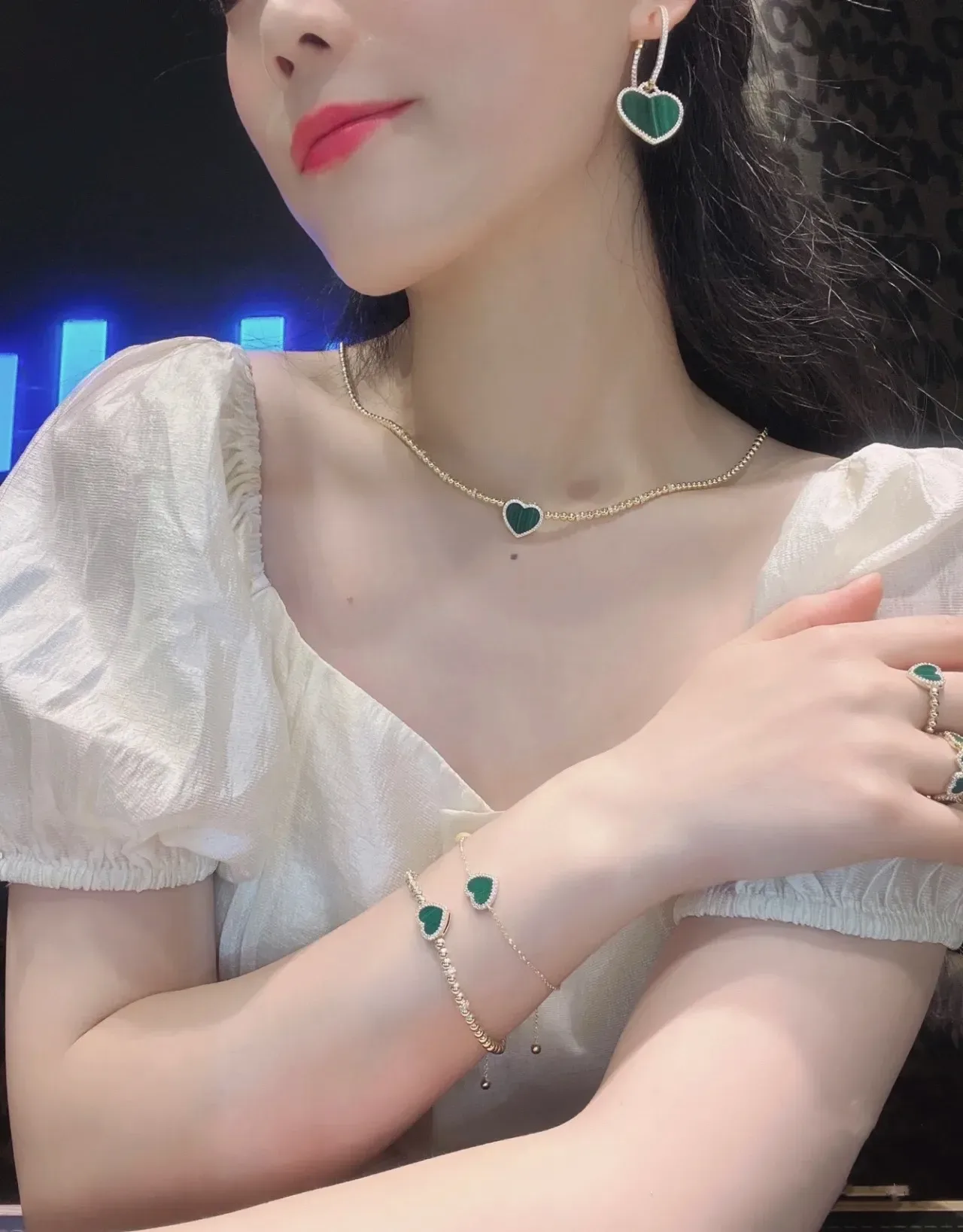 Boucles d'oreilles pendantes en forme de cœur avec incrustation de malachite en pavé 2