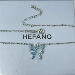 HEFANG নীল ক্রিস্টাল তিতলি পেন্ডেন্ট নেকলেস