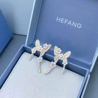 HEFANG ফ্লোরাল ক্রিস্টাল পেভ পার্ল কানের দুল