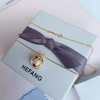 HEFANG সোনালি প্রজাপতি লকেট পেন্ডেন্ট নেকলেস