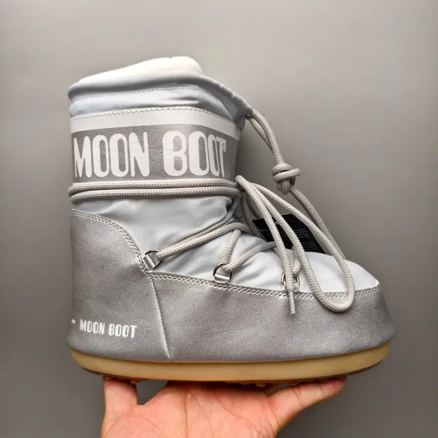 Moon Boot Classic 金属银雪靴 2