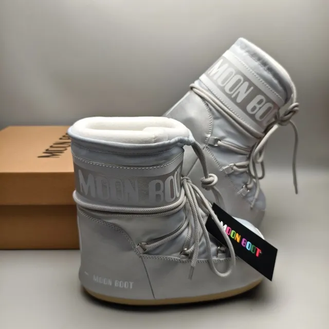 Moon Boot Classic 金属银雪靴 6