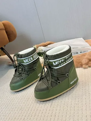 Moon Boot أخضر زيتوني كسوة بطوق خيطي أحذية ثلجية 3