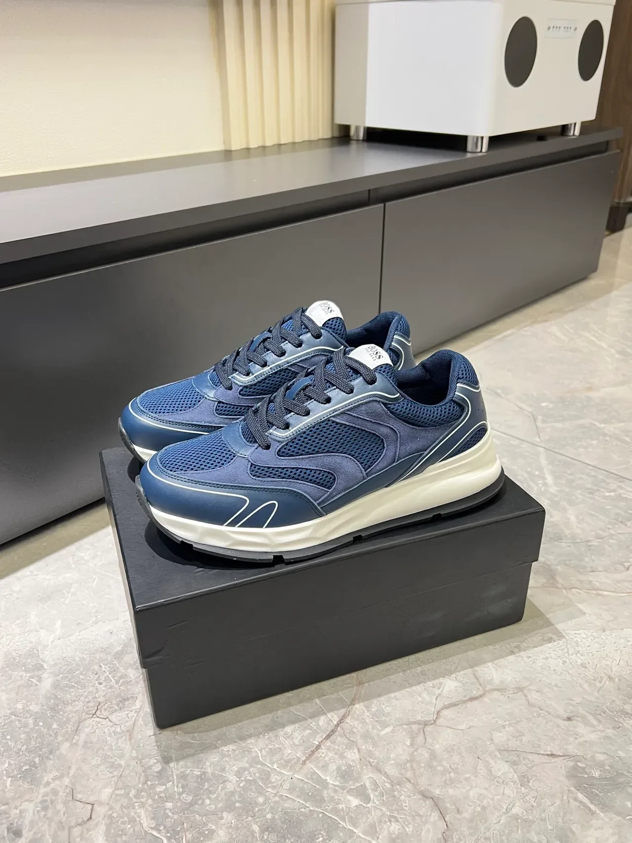 Tênis Navy White Blue Upper híbrido mesh-suede midsole esculpido 4