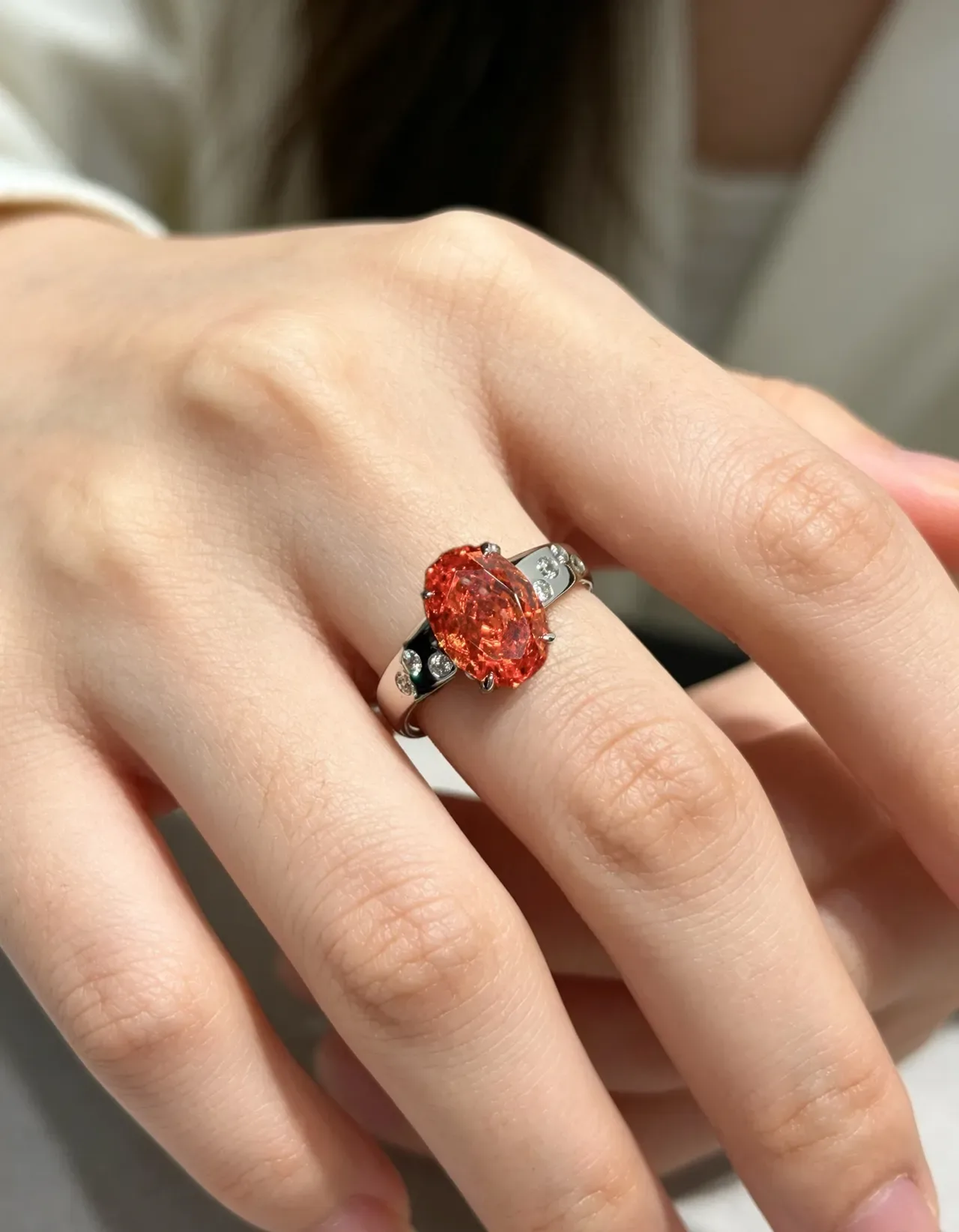 Orange Silver Oval-Cut Center Stone Four-Prong Solitaire Setting Ring 3