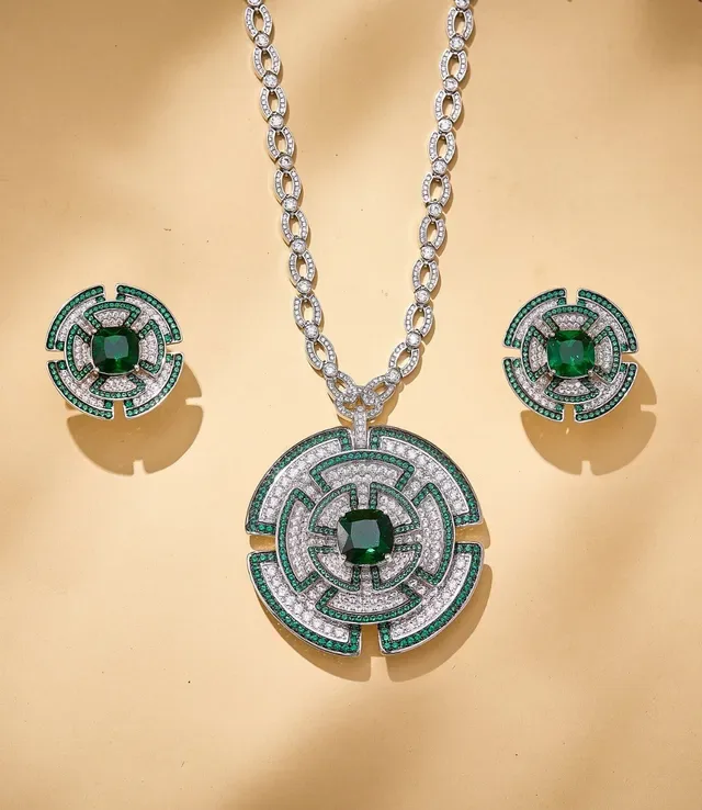 Ornate Geometric Emerald and Pavé Pendant Necklace 3