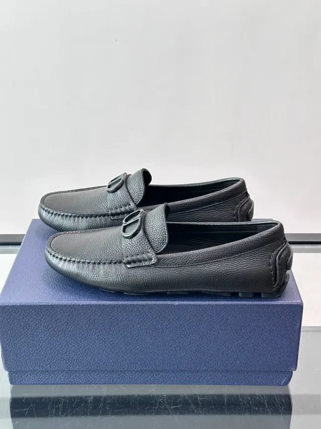 Pebbled Leather Horsebit Buckle Loafers 5