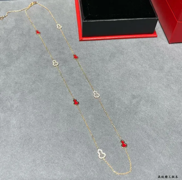 qeelr Gold Red Chain Enamel Gourd Charms Necklace 4
