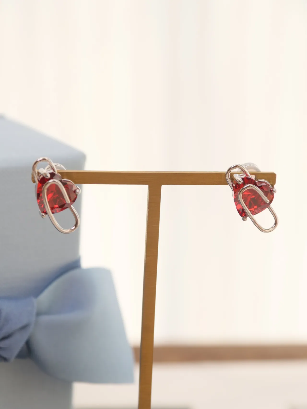 Red Crystal Heart Wire Wrap Earrings 4