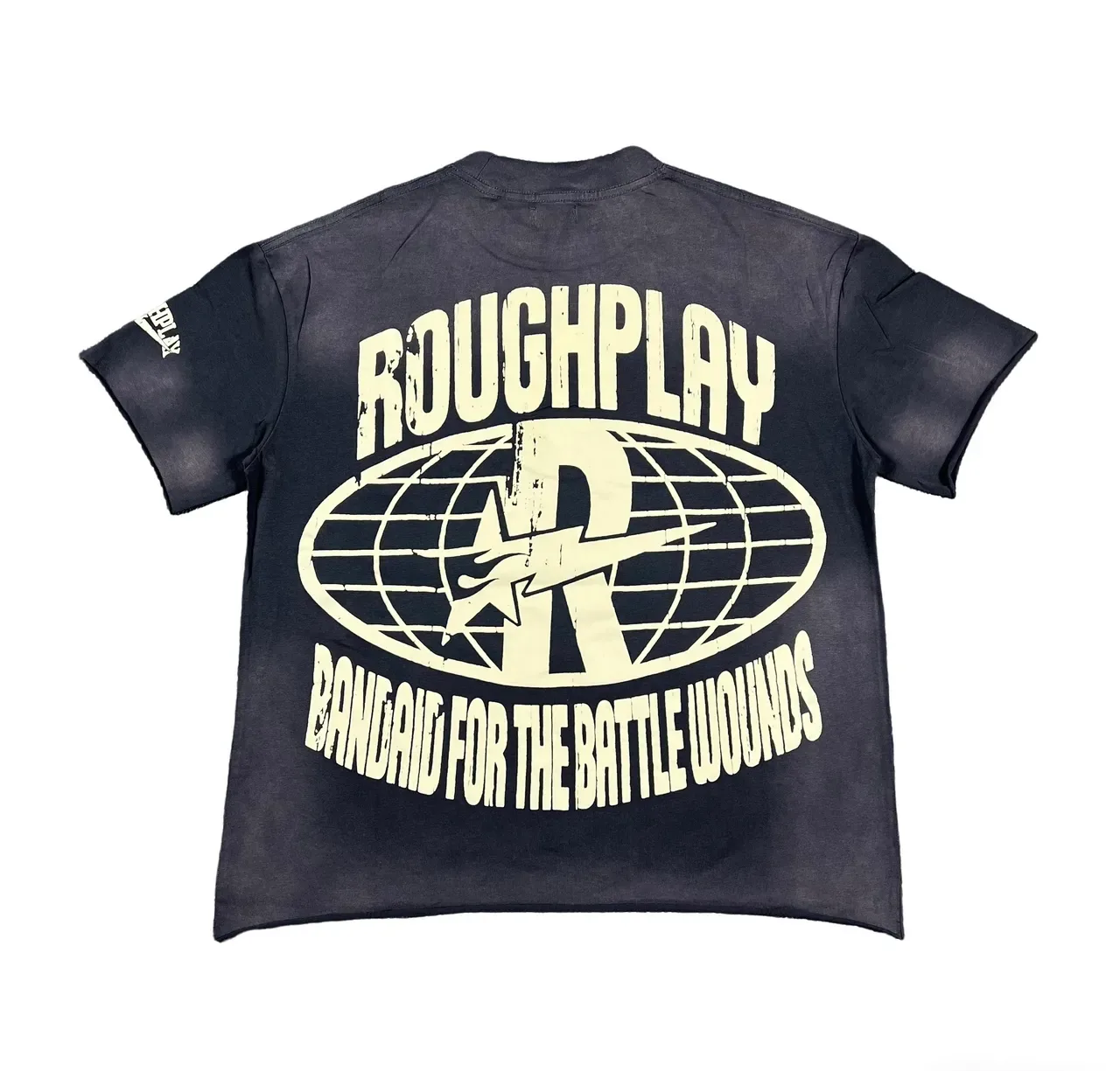 تي شيرت جرافيك Roughplay أسود متهالك بغسيل حمضي على الوجهين 19