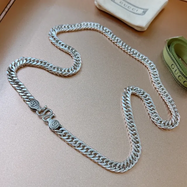 Silver Chunky Curb Link Chain Ornate Toggle-Style Clasp Necklace 5