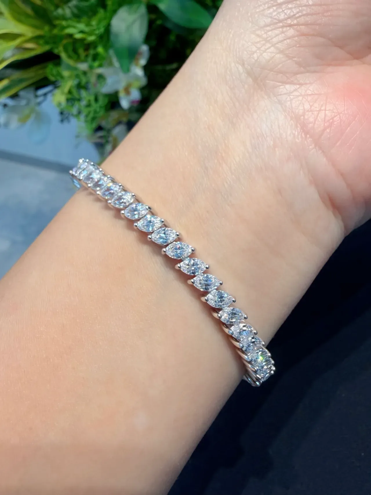 Silver White Oval-Cut Stones Prong-Set Bracelet 3