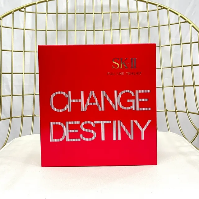 SK-II R.N.A.Power Red White Minimalist Luxury Chrome-Accented Perfume 5