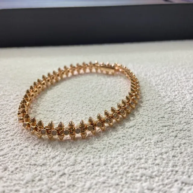 Spiked Crystal-Embellished Metallic Necklace 6