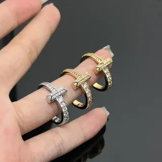 T-Motif 镶嵌宝石 双色调戒指套装