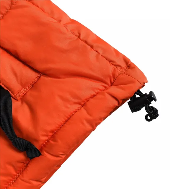 The East Fiona 1996 Classic blanc et noir silhouette boxy matelassage horizontal blouson en duvet 19