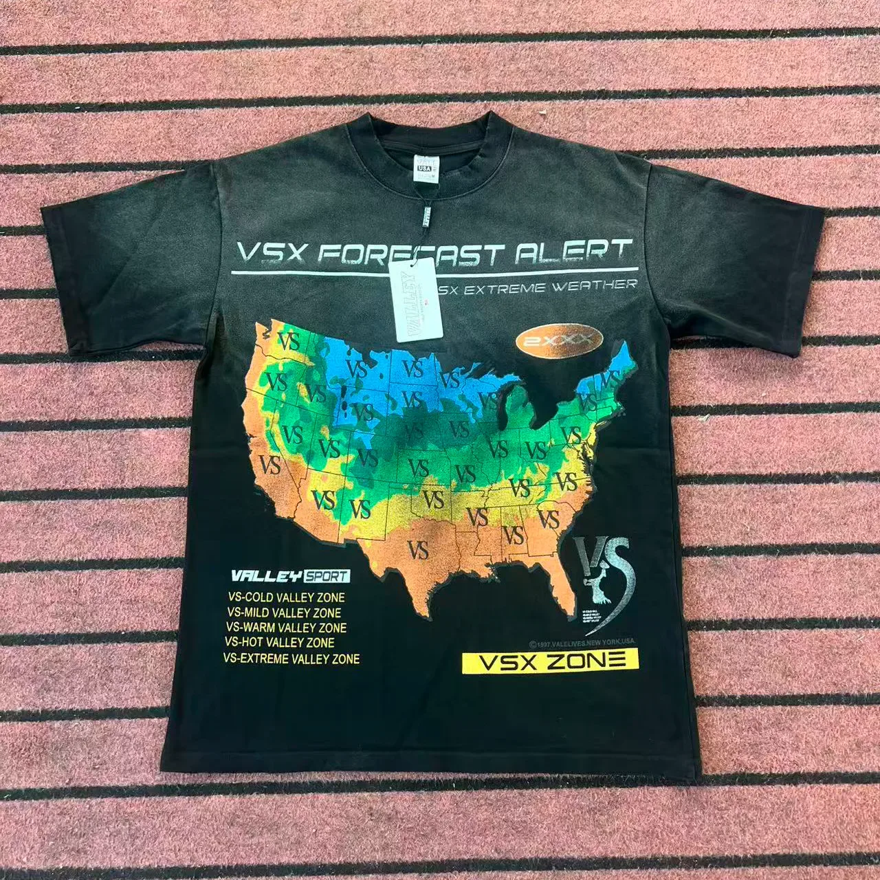 T-shirt imprimé graphique Vale Livres VSX Forecast Alert 2