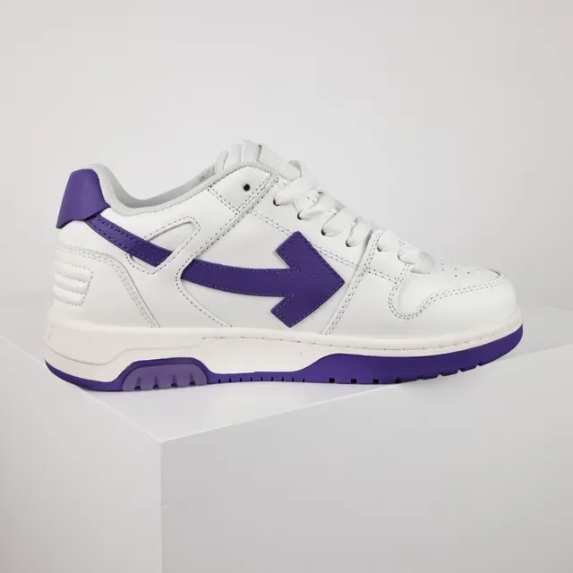 Sneakers lifestyle low-top avec logo de flèche en blanc et violet 7