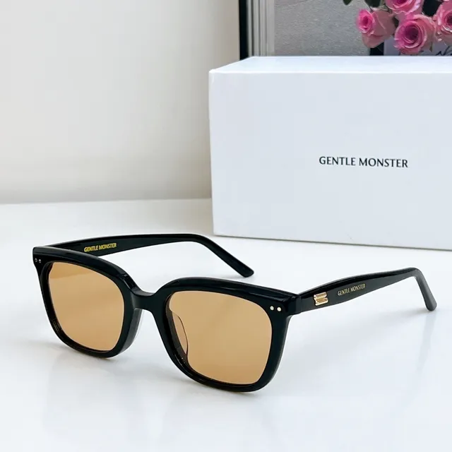 Gentle Monster Óculos de sol de acetato híbrido preto bege retangular olho de gato 5