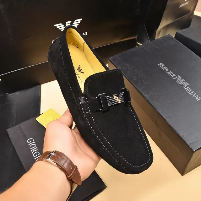 Giorgio Armani काला पीला सुडेड ऊपरी धातु बकल विवरण लोफर 4