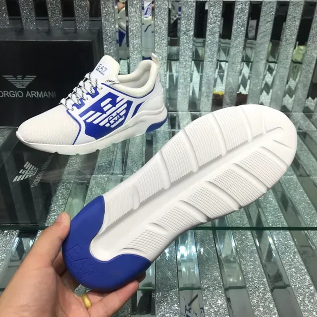 Giorgio Armani EA7 Blanc et Bleu Panneau Logo Sneaker Lifestyle 2