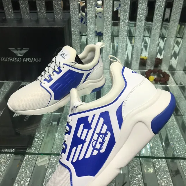 Giorgio Armani EA7 Blanc et Bleu Panneau Logo Sneaker Lifestyle 5
