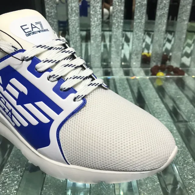Giorgio Armani EA7 Blanc et Bleu Panneau Logo Sneaker Lifestyle 6