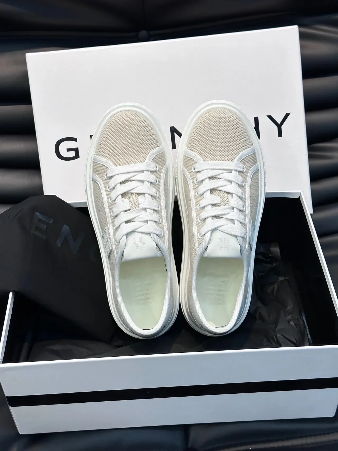 Givenchy بيج أبيض شبكي أعلى مطاطي سول أسلوب حياة حذاء 7