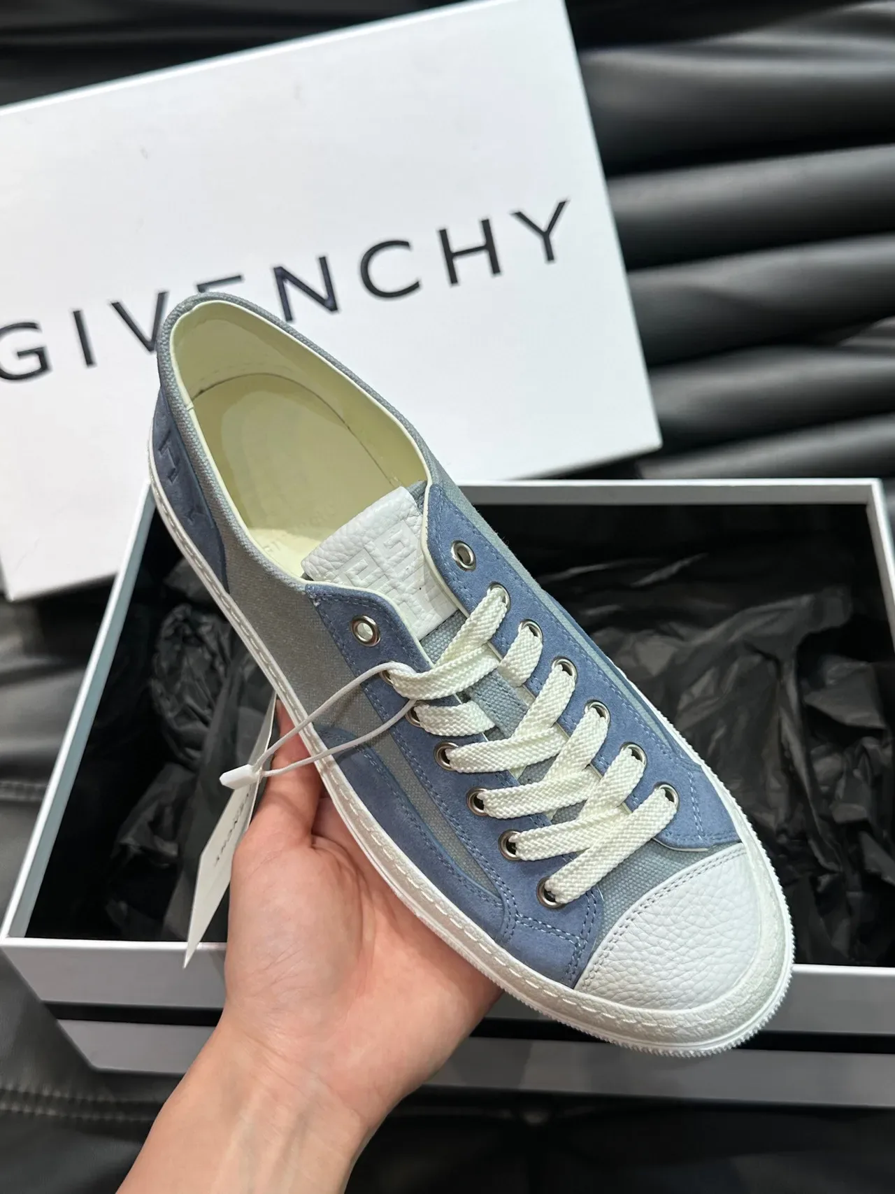 Givenchy Lona e Camurça Low-Top Lifestyle Tênis 6