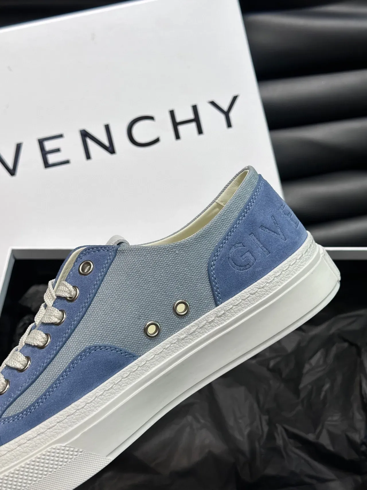 Givenchy Lona e Camurça Low-Top Lifestyle Tênis 7