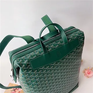 Goyard 绿色结构涂层帆布 V形单色图案休闲背包 13