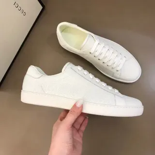 Gucci Ace Zapatillas Lifestyle Blancas con Monograma Perforado