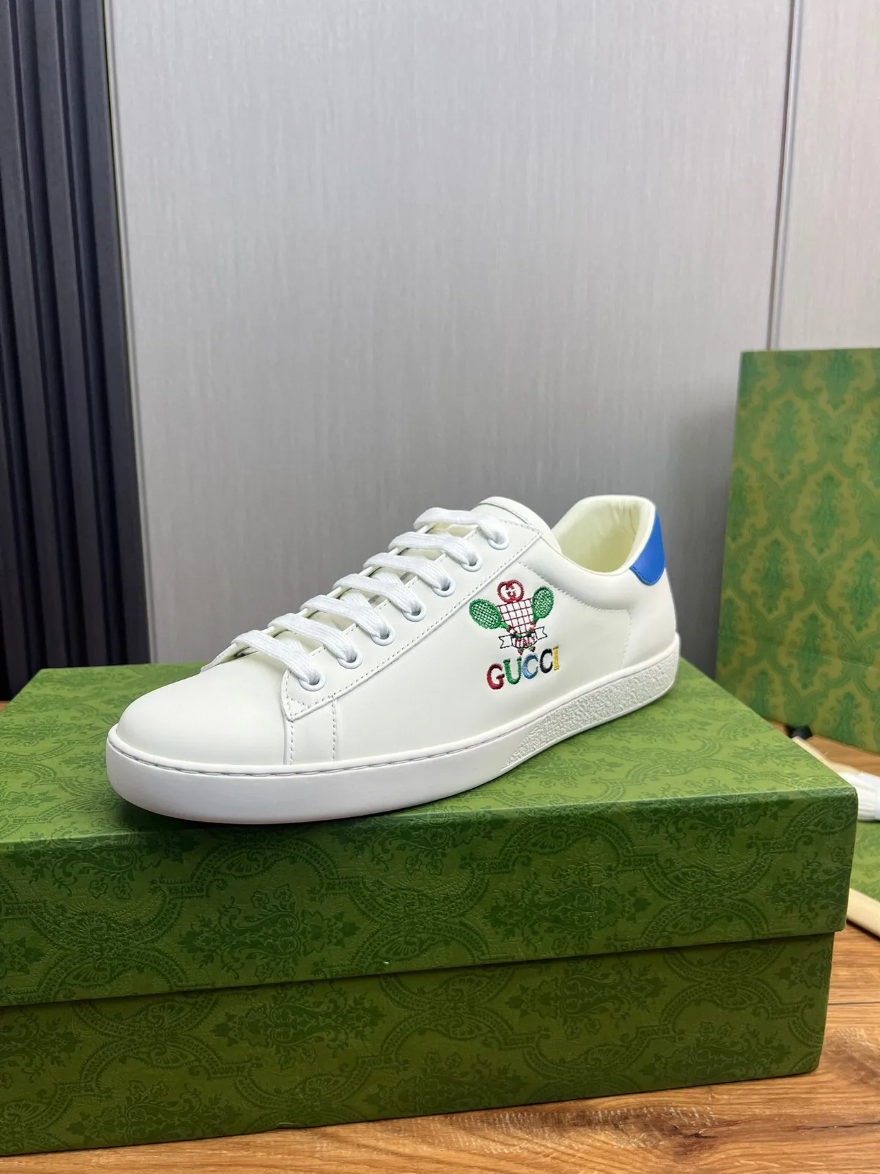 Gucci Ace Tennis 1977 White Multicolor Embroidered Lifestyle Sneakers 1