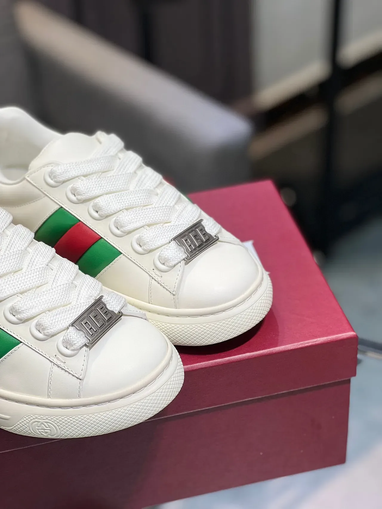 Sneakers Gucci Ace Lifestyle Blanc Rouge Vert Rayures Web 4