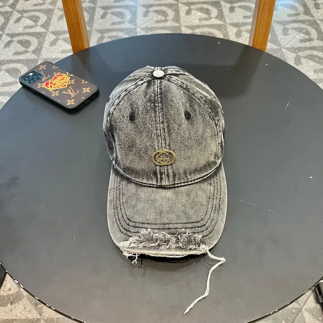Gucci 酸洗牛仔棒球帽 2