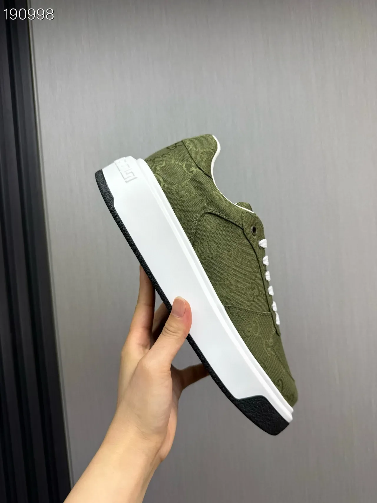 Gucci 军绿色白色 GG Monogram 帆布 平台鞋 生活方式运动鞋 4