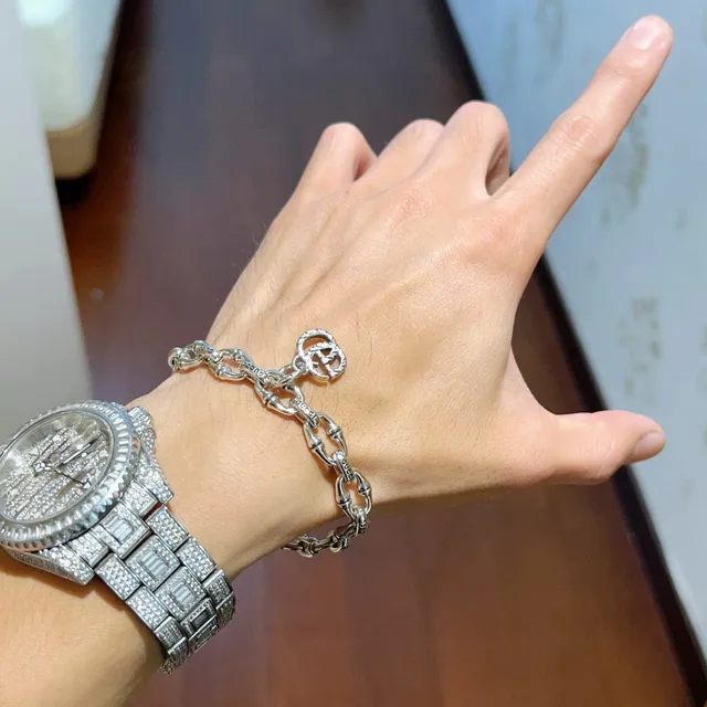 Gucci Bamboo Silver Green Chain Engraved Brand Links Bracelet 3