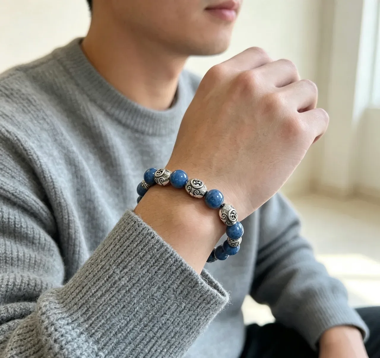 Gucci إسورة خرز حجري و charm interlocking G 9
