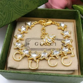 سوار غوتشي بي تشارم ذهبي بيج كريستال مكلل