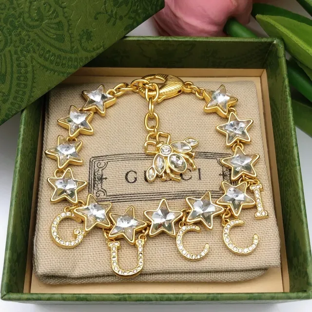 Gucci Pulsera Bee Charm Oro Beige Cristales Embellished 2