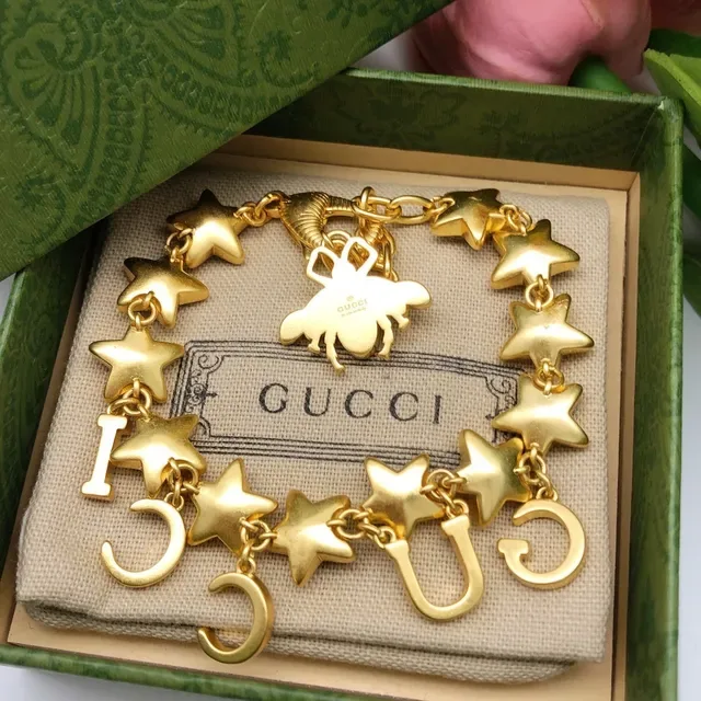 Gucci Pulsera Bee Charm Oro Beige Cristales Embellished 3